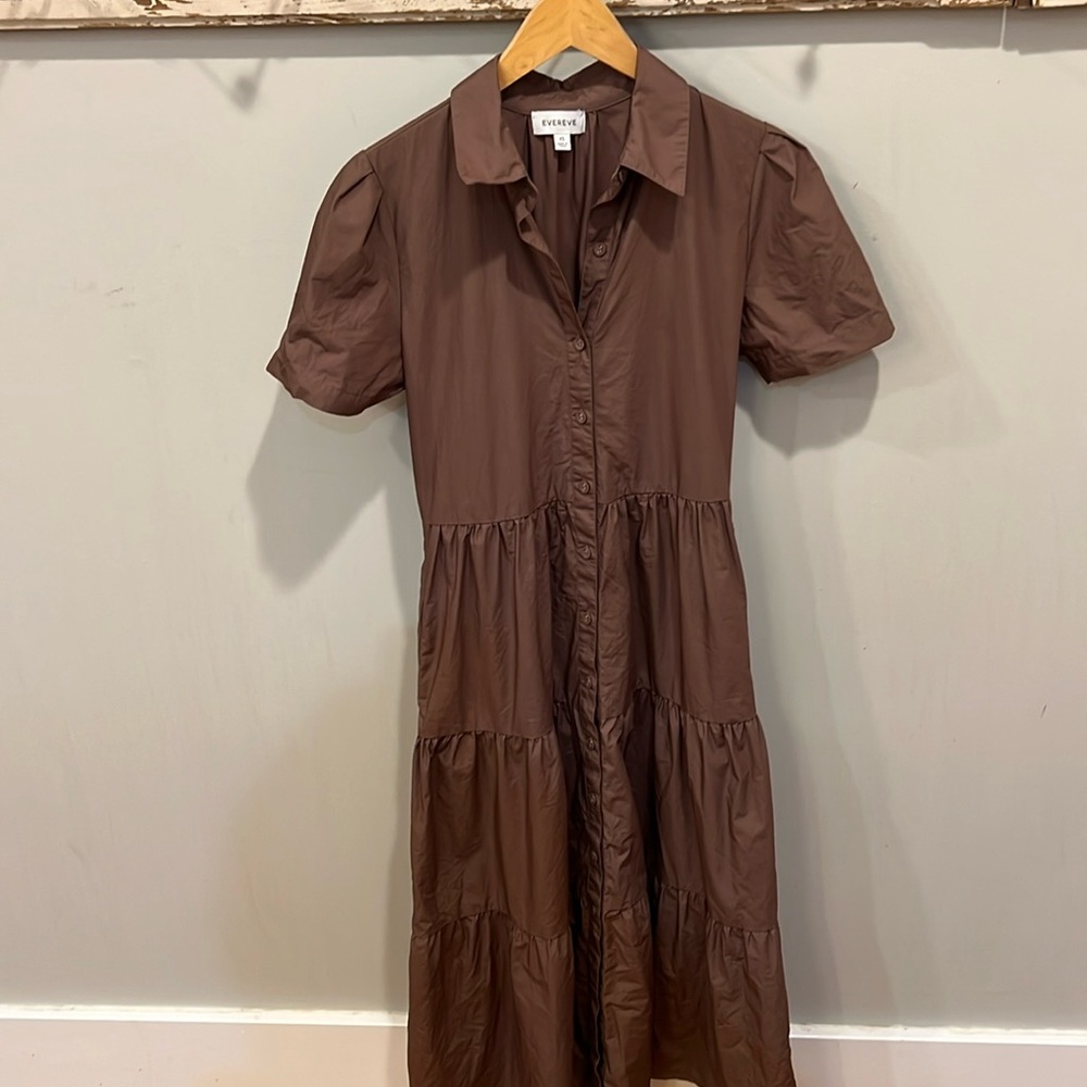 EVEREVE Evelyn Button Down Tiered Pocket Taupe Brown Midi Dress‎ - Sz XSmall